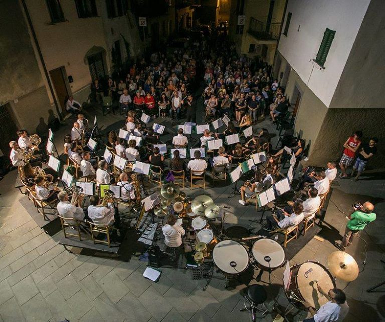 Soci, Concerto in Piazza Padella