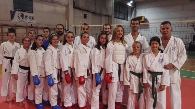 Sport: 5 atlete casentinesi si qualificano per i Campionati italiani di Karate