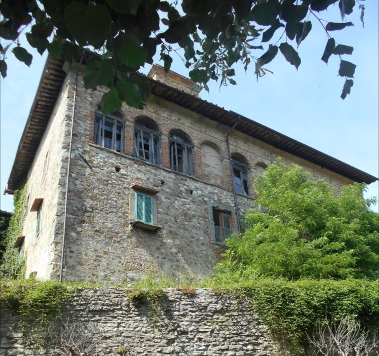 Marcheschi (FdI): «La Giunta regionale valorizzi i centri storici dei borghi toscani. Evitiamo che finiscano come San Lorenzo a Bibbiena»