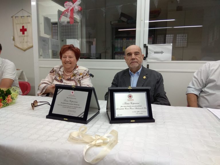 Croce Rossa italiana: premiata Luisa Copercini per il suo prezioso impegno da presidente
