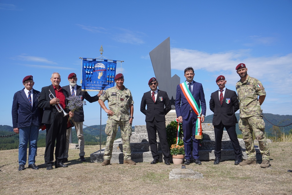 A Monte Pomponi la commemorazione dei giovani paracadusti della Folgore caduti per mano tedesca